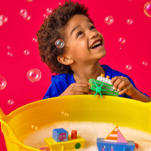 Kidoki Wind-Up Boat - Image 3