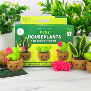 Mini Houseplants Crochet Kit - Image 4